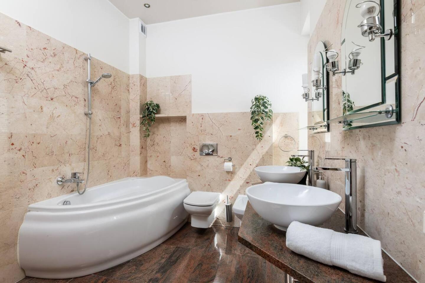 Premium Wilanow Apartment Warsaw